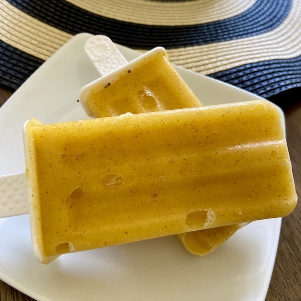 healthy homemade pineapple mango popsicles